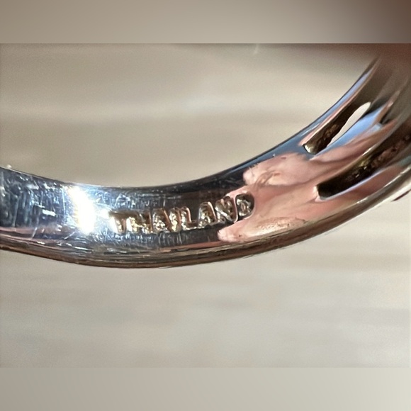 Designer Hallmarked Sterling Silver White Topaz Cobblestone Bypass Ring, Size 6 - Picture 9 of 12